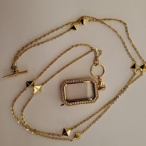 Origami owl locket and chain